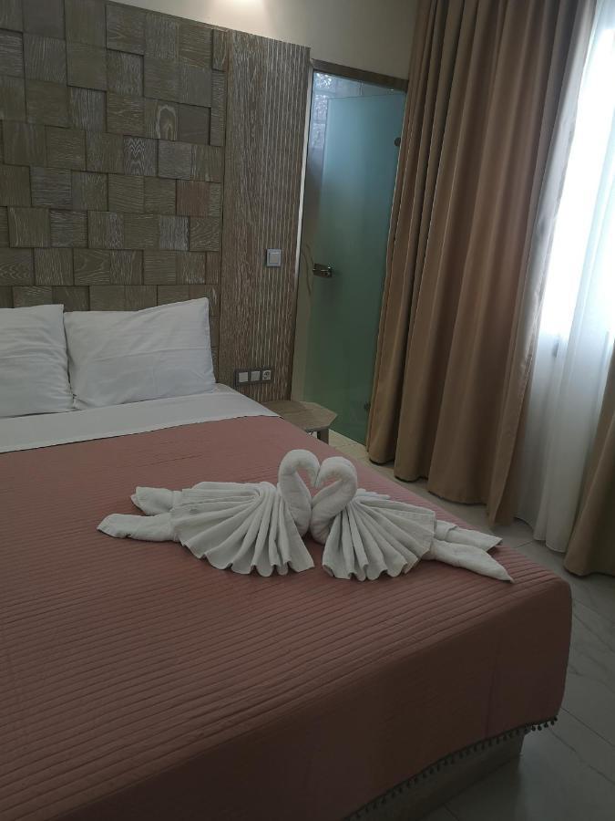 Amalia Deluxe Villas Nea Vrasna Exterior foto